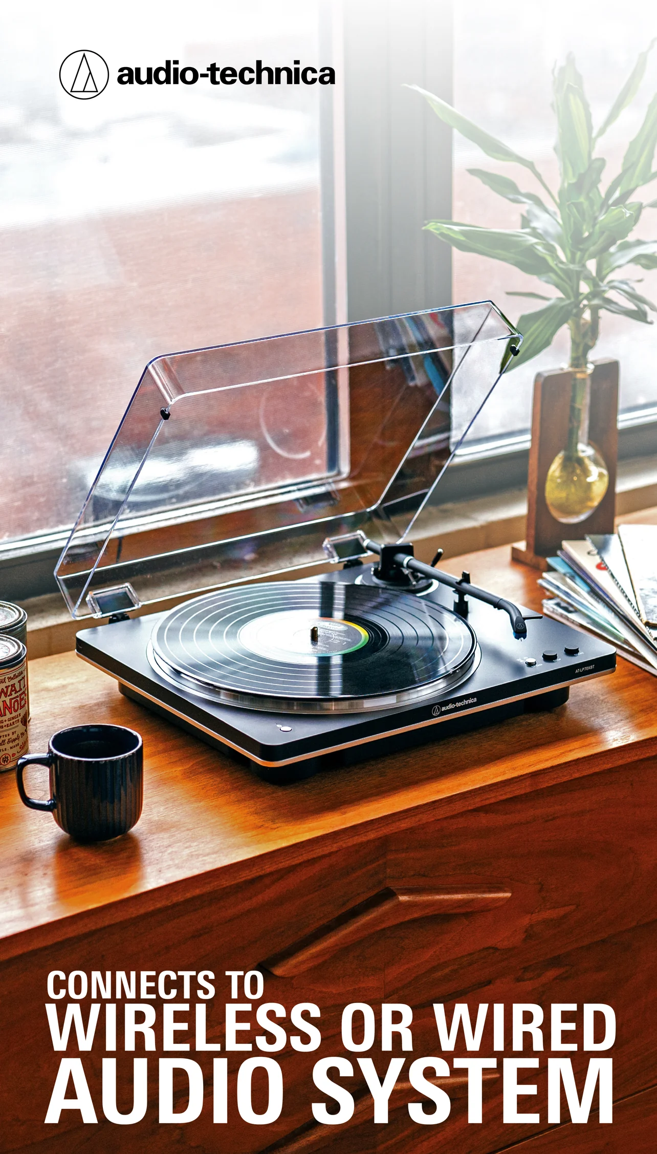 Audiotechnica AT-LP70XBT Turntable - Image 4