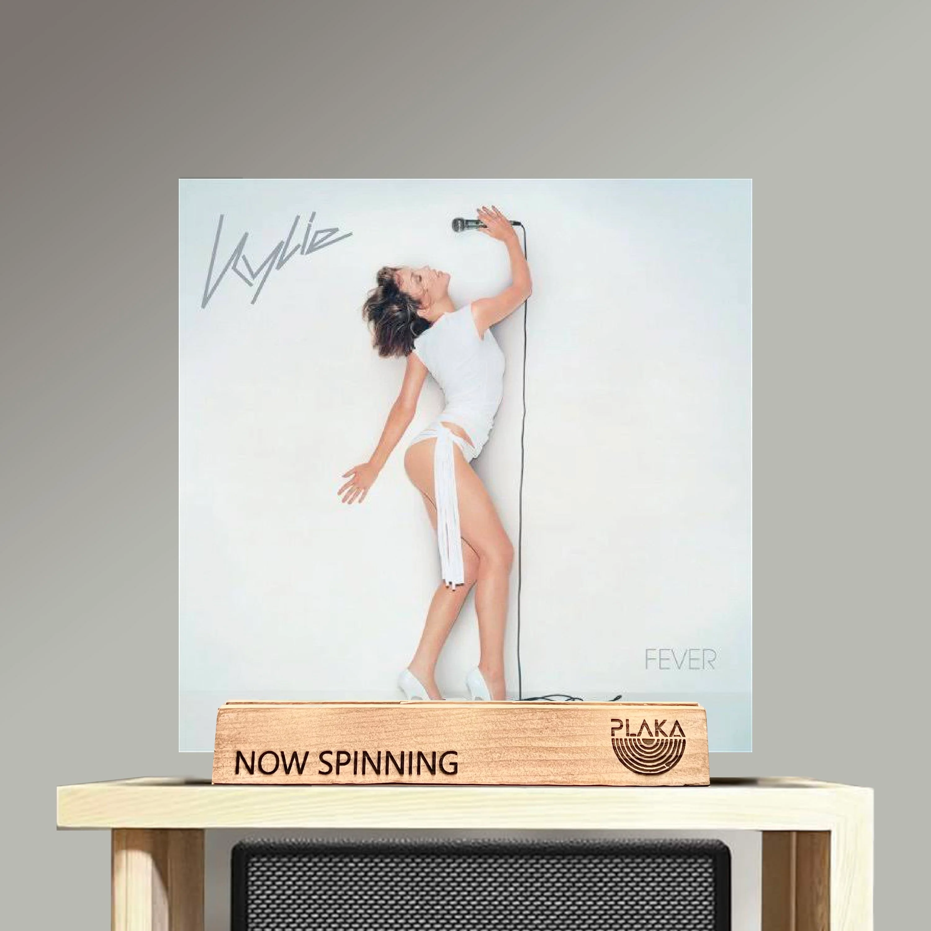Kylie Minogue - Fever